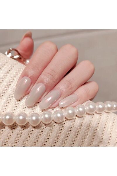 TipsArt Beyaz Sedefli Badem 24’lü Takma Tırnak Seti & Zararsız Yapıştırıcı