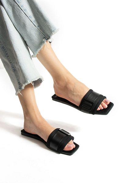 Moda Devrin Black Home and Outdoor Slippers - Side Buckle Slippers