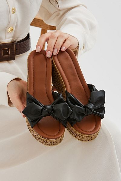 Moda Devrin Women's Slippers - Black Bow Wedge Heeled Slippers