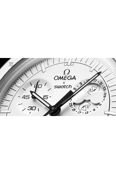 Swatch x Omega Bioceramic Moonswatch Mission To Moonphase Snoopy White