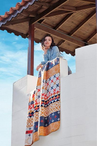 Sesli Luxury Plush Blanket - 200X220 Oversize, Model 22138A