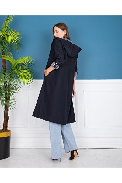 ŞEYDA ERTEM LACİVERT BELDEN LASTİKLİ KAPİŞONLU TRENCKOT