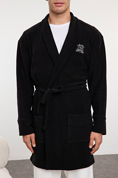 Trendyol Collection Μαύρο κεντημένο Wellsoft Winter Fleece φόρεμα TMNAW25SB00000