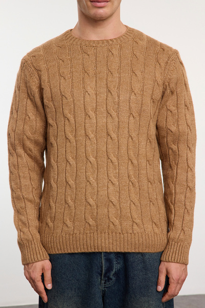 Trendyol Collection Унисекс камилски трикотажен пуловер - кръгло деколте, плетен детайл за коса, стандартна кройка Tmnaw25Kz00005