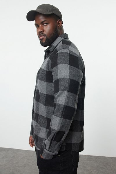 Trendyol Collection Schwarzes Winter-Holzfällerhemd - Kariert, Übergröße TMNAW25AX00008