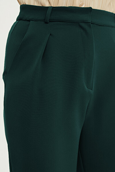 Trendyol Collection Dark Green Straight Cut Pleated Trousers - Twoss21pl0155