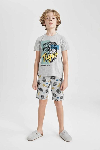 DeFacto Set pijama cu mânecă scurtă imprimată pentru băiat cu pantaloni scurți C2779a824sm
