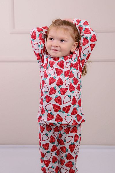 Beniizle Set de pijamale pentru fetiță, cu model de căpșuni, 100% bumbac
