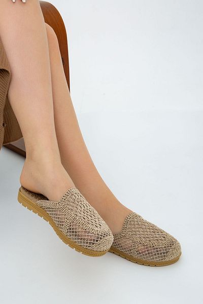 Moda Devrin Beige Closed Front Straw Knitted Outdoor and Home Slippers