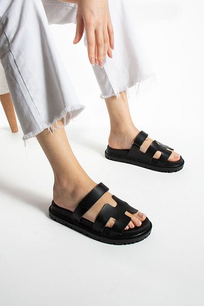 Moda Devrin Μαύρες γυναικείες παντόφλες με ανατομική άνετη σόλα Velcro