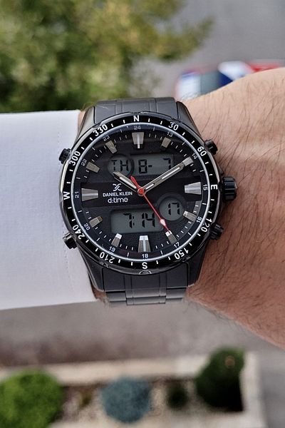 Daniel Klein Black Color Function Men's Wristwatch
