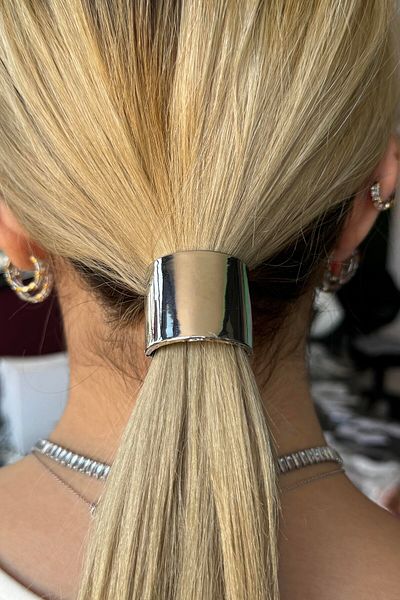 TAKIŞTIR Silver Color Metal Detailed Rubber Buckle