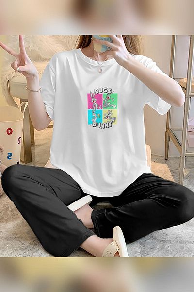 Mythologie Set de pijamale de damă din bumbac, alb, negru, cu imprimeu Bugs Bunny - Tricou cu gât larg