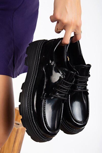 Hayalimdeki Ayakkabı Pantofi casual eleganti de damă din piele lacuită neagră...