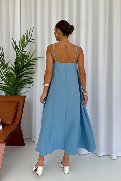 Mine Tan Butik Baby Blue μακρύ φόρεμα με λαιμόκοψη - Λεπτές τιράντες