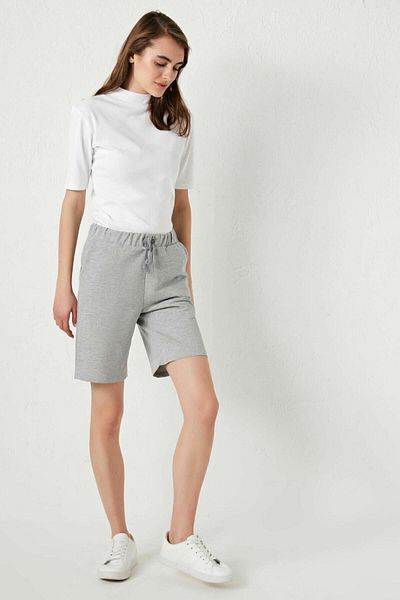 LC Waikiki Women's Gray Bermuda Shorts Basic Elastic Waist Plain Pocket Detailed Cotton from Your Fashion Style