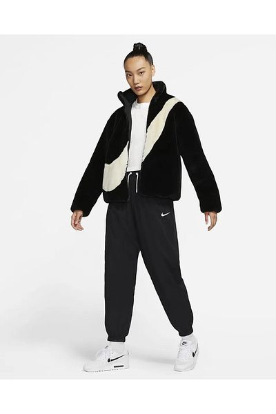 Nike Women's Oversized Faux Fur Swoosh Logo Jacket - Do3791 010