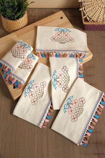 Meslina Home 3 részes krémes törölközőkészlet - rojtos és hímzett, 30x50 cm Hs színű