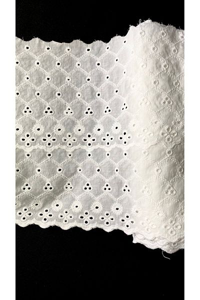 Ozpas White Wide Scallop Intermediate