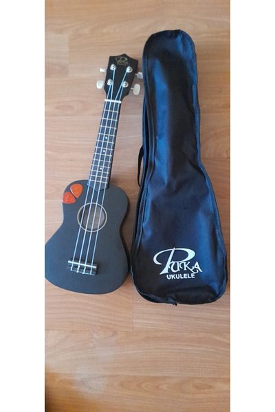PUKA Black Pk-10 Soprano Ukulele