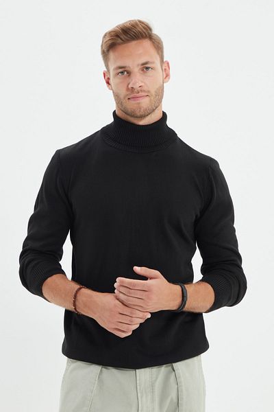 Trendyol Collection Schwarzer Slim-Fit Slim-Fit-Basic-Pullover mit Rollkragen TMNAW21KZ0755