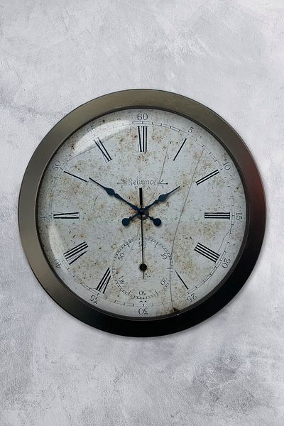Kasva Concept Gift 36 Cm Black Metal Roman Wall Clock