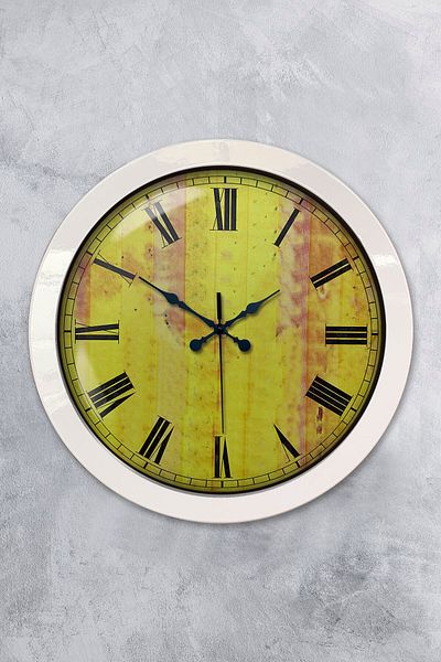 Kasva Concept 36 cm White Metal Vintage Design Wall Clock
