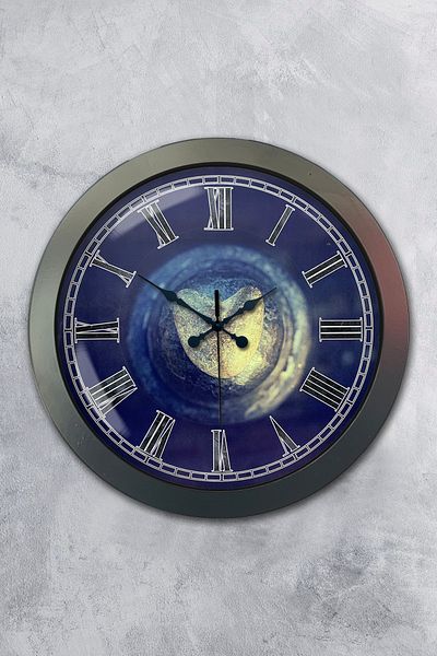 Kasva Concept 36 Cm Black Metal Stone Heart Wall Clock