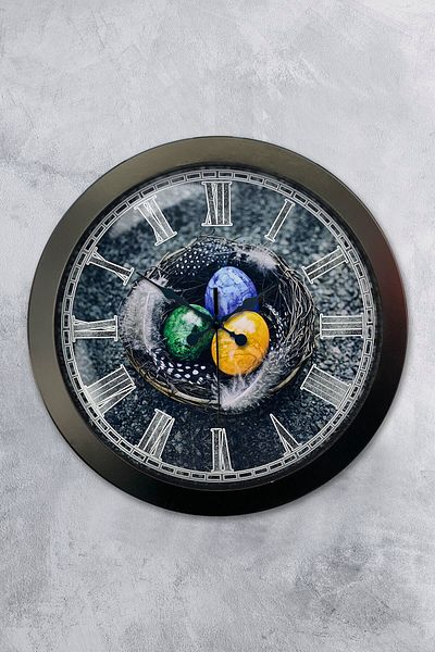 Kasva Concept Gift 36 cm Black Metal Egg Wall Clock