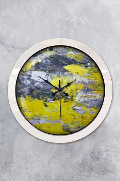 Kasva Concept Gift 36 cm White Metal Yellow Wall Clock