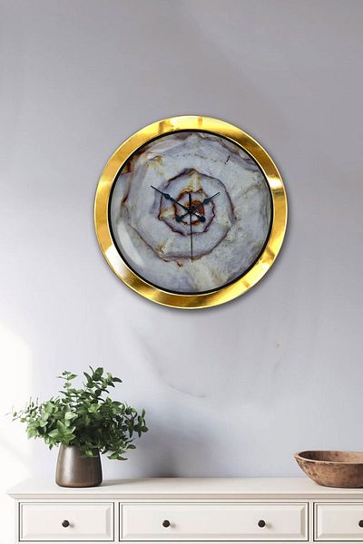 Kasva Concept Gift 36 cm Gold Metal Swirl Wall Clock