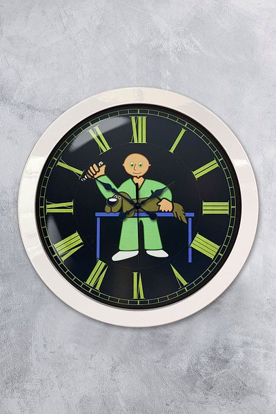 Kasva Concept Gift 36 cm White Metal Veterinary Wall Clock