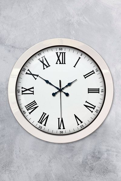 Kasva Concept Gift 36 cm White Metal Roman Number Wall Clock