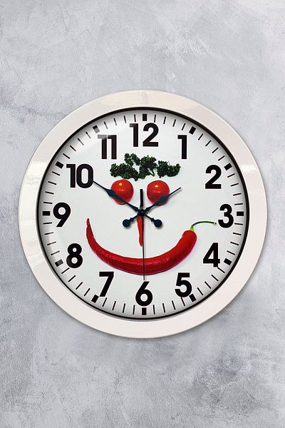Kasva Concept Gift 36 cm White Metal Kitchen Wall Clock
