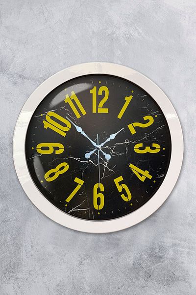 Kasva Concept Gift 36 cm White Metal Classic Yellow Wall Clock