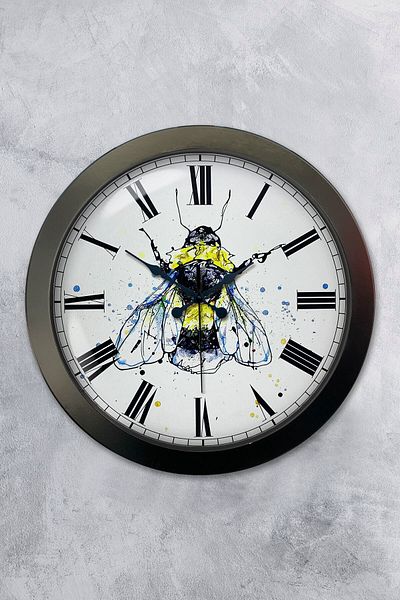 Kasva Concept Gift 36 cm Black Metal Bee Wall Clock