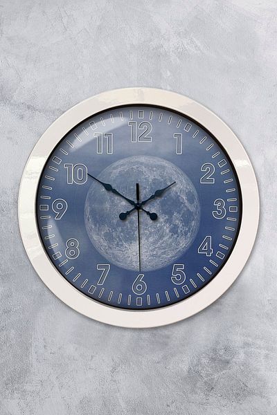 Kasva Concept Gift 36 cm White Metal World Wall Clock