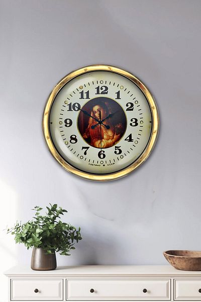 Kasva Concept 40 cm Gold Metal Painting Women Wall Clock