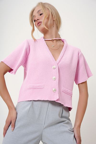 Trend Alaçatı Stili Pink V-Neck - Gold Buttoned Women's Knitwear Cardigan with Pocket Detail Alc-X12745