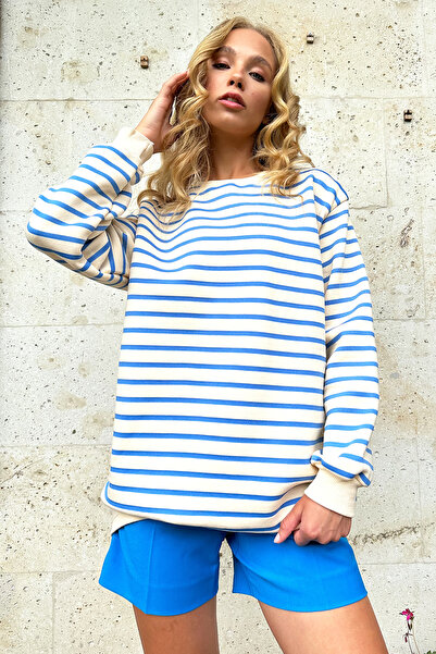 Trend Alaçatı Stili Kadın Mavi Bisiklet Yaka Çizgili 3 İplik İçi Şardonlu Sweatshirt ALC-X12767