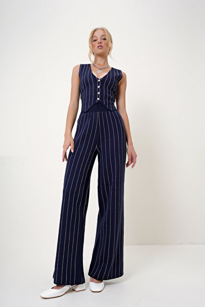 Trend Alaçatı Stili Sötétkék V-nyakú kötöttáru mellény és elasztikus deréknadrág csíkos szett - ALC-X12747