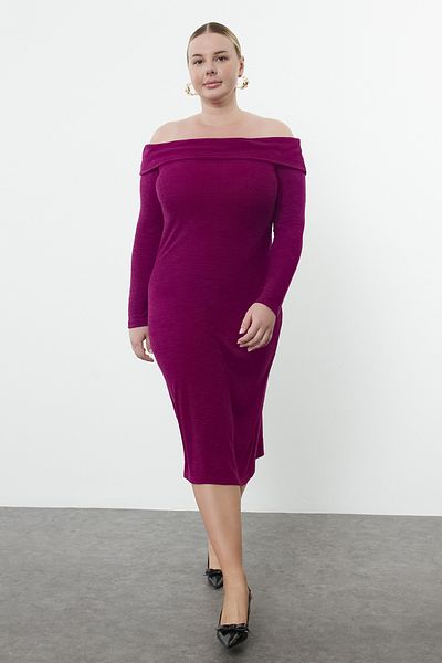 Trendyol Curve Σκούρο Μωβ Μίντι Φόρεμα Plus Size - Γιακάς Carmen, Πλεκτό από αφρό TBBAW25AH00072