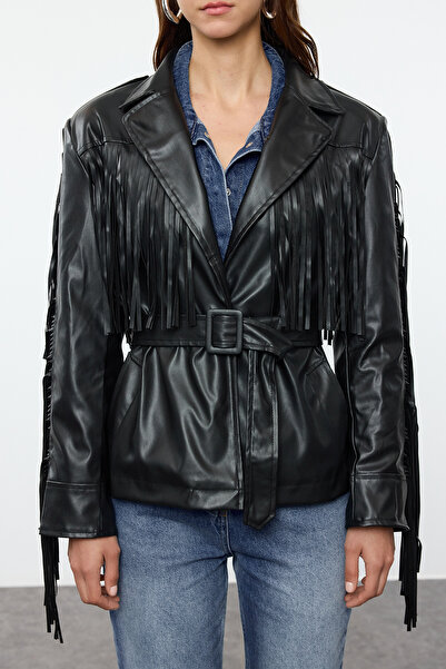 Trendyol Collection Černá bunda z umělé kůže – s páskem a detailem střapce, Regular Fit Twoaw25Mo00227