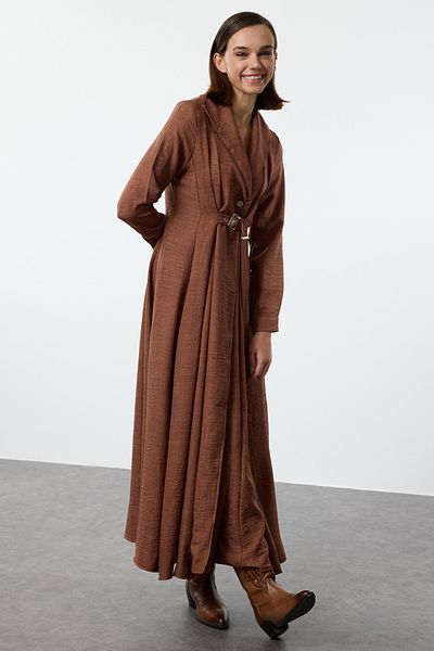 Trendyol Modest Φόρεμα με λεπτομέρεια από λινό ύφανση - Καφέ, ζώνη TCTSS24EB00194