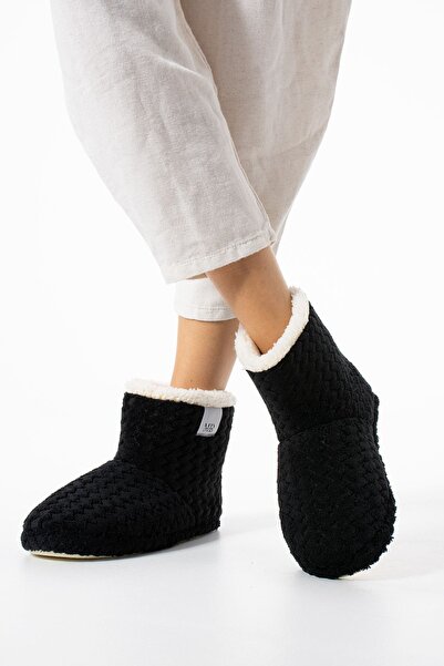 Moda Devrin Zik Zak Black Women's Slippers - Non-slip Base and Inner Fur