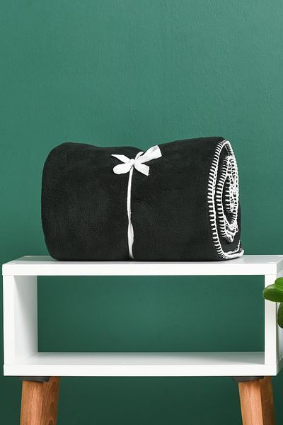 Ellia Soft Single Wellsoft Plush Tv Blanket Black (120X170 cm - White Shepherd's Stitch)