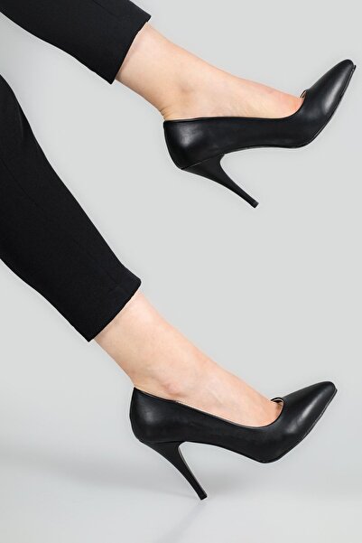 CARLA BELLA Άνετα και κομψά γυναικεία παπούτσια με τακούνι 11 εκ. Stiletto μαύρα
