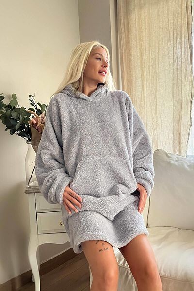 Pijamaevi Πιτζάμες Poncho Sweat με γκρι φουλ βελούδινη κουκούλα