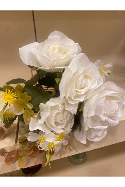 PLUS HOME باقة ورد متعددة الأبيض مع أقحوان