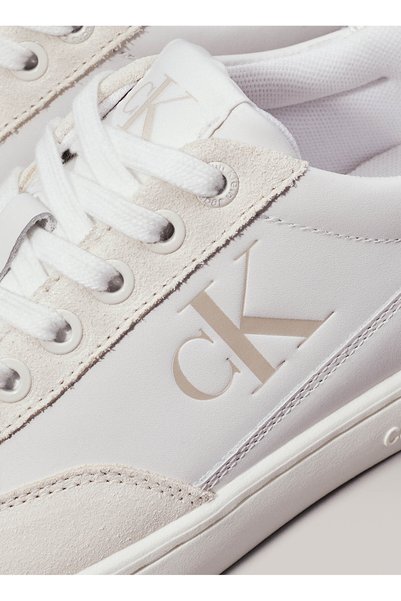 Calvin Klein White - Cream Women's Sneakers Yw0Yw 015850 La